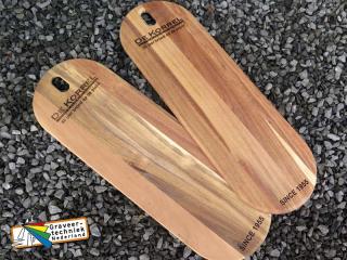 Houten broodplank - snijplank met logo of tekst graveren middels laser gravure